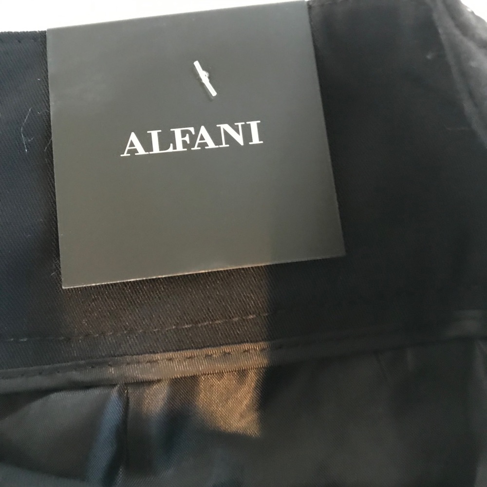 Alfani pants-tag still on